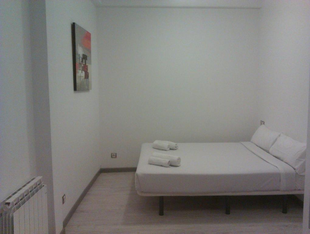 Km1 Amparo Apartments Madrid Værelse billede