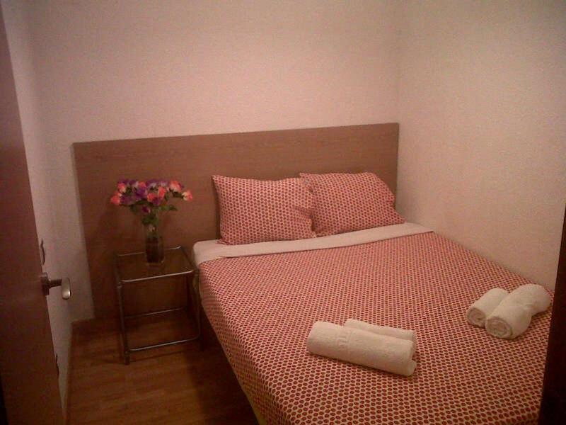 Km1 Amparo Apartments Madrid Værelse billede