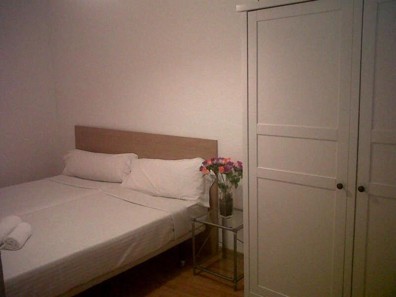 Km1 Amparo Apartments Madrid Værelse billede